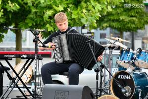 Muzyczno-kabaretowe show na Letniej Scenie Artystycznej